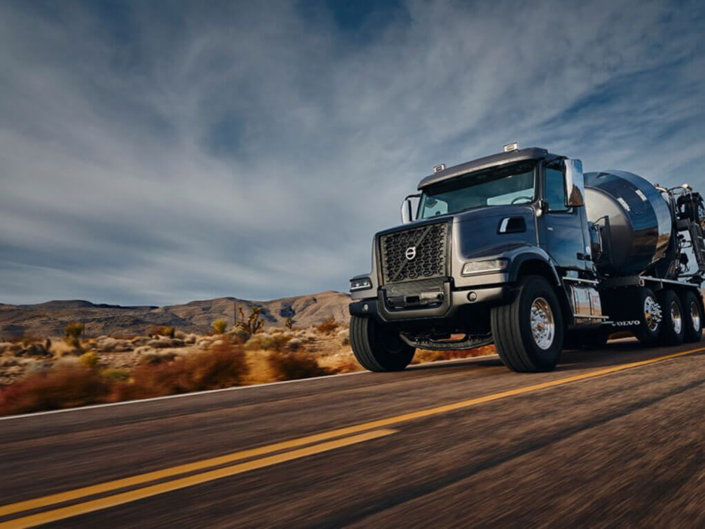 2022 Volvo Trucks VHD