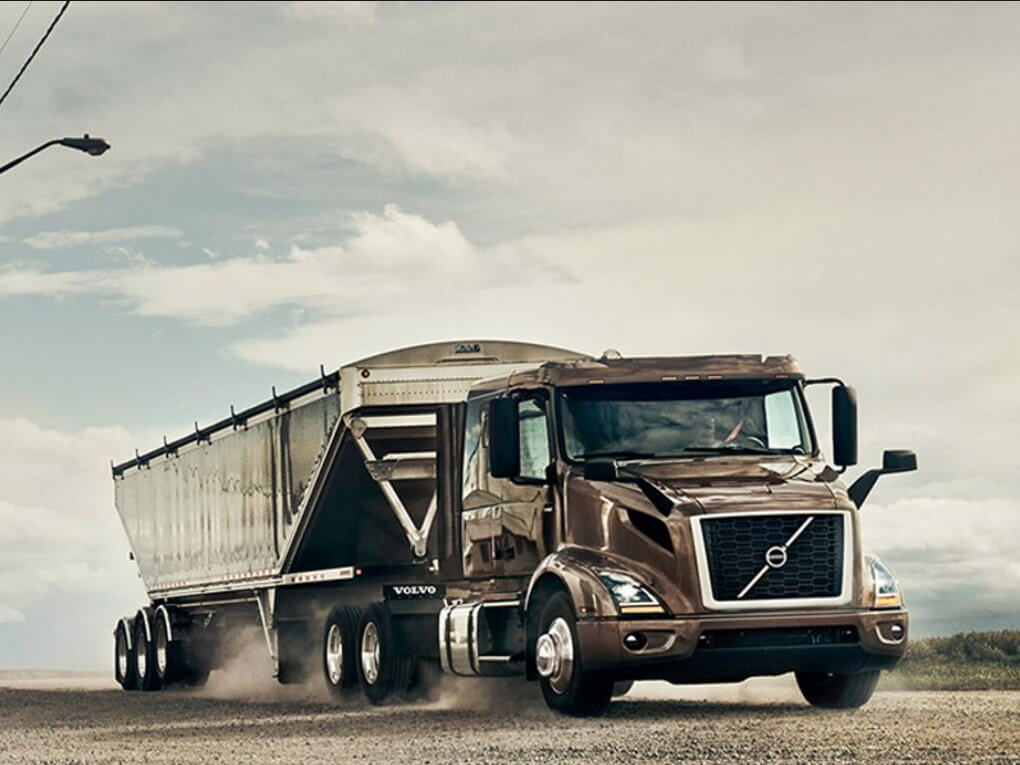 2022 База Volvo Trucks VNR 300